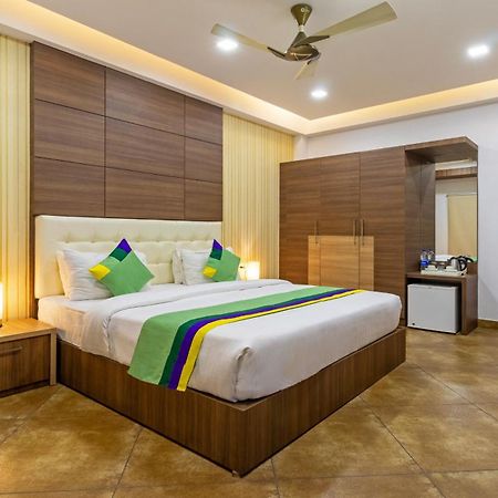 Treebo Grand Canyon By D2V Kochi Exterior photo