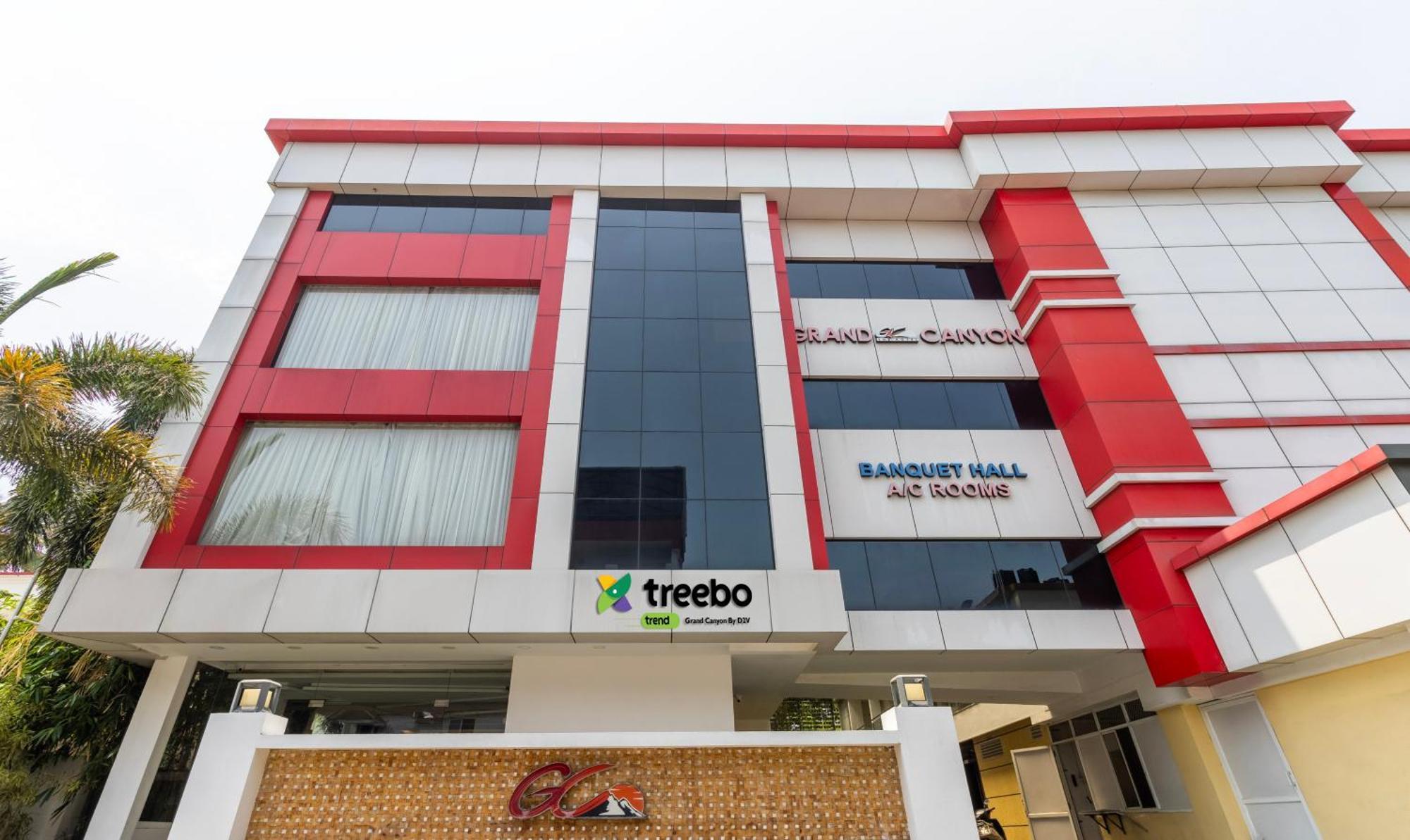 Treebo Grand Canyon By D2V Kochi Exterior photo